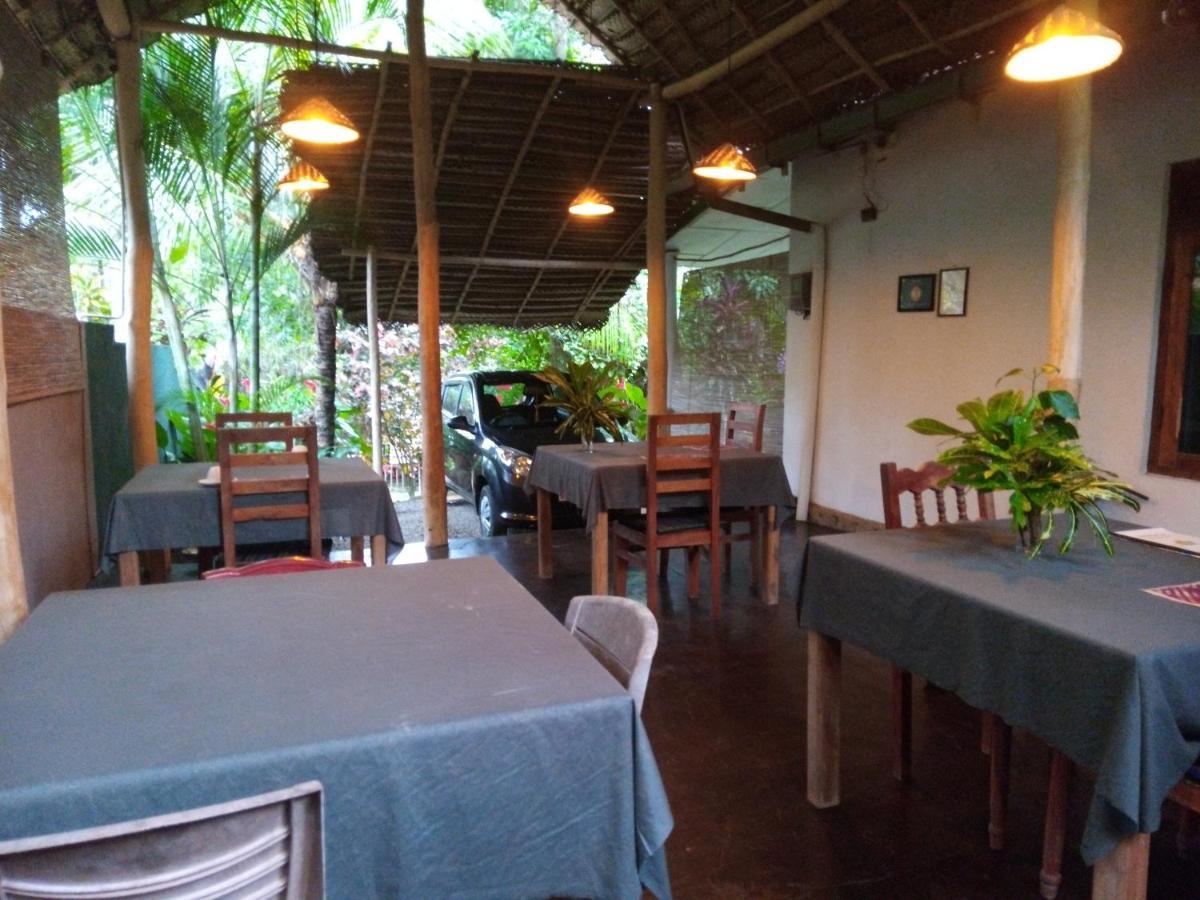 Sansala Guesthouse & Restaurant Tangalle Bagian luar foto