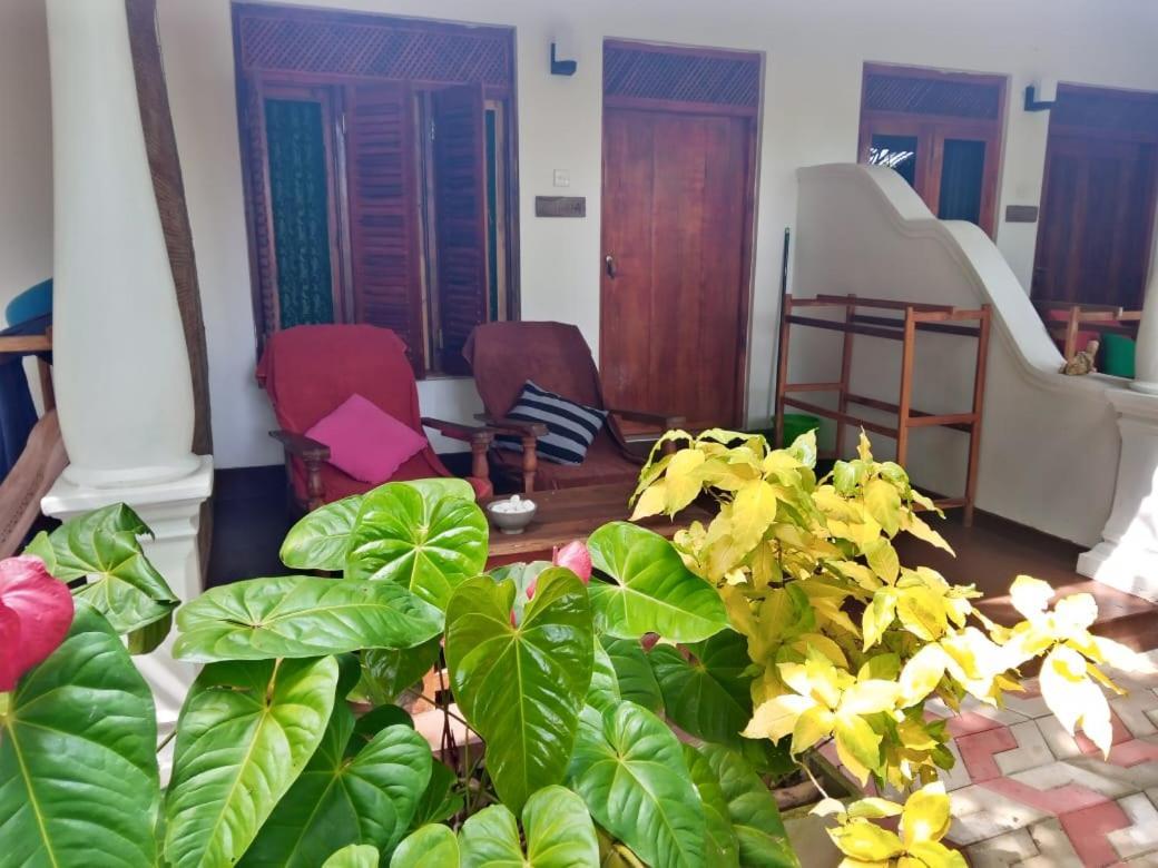 Sansala Guesthouse & Restaurant Tangalle Ruang foto