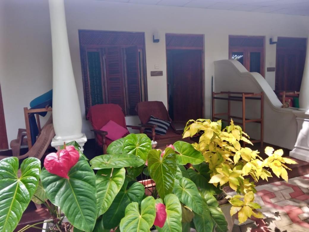 Sansala Guesthouse & Restaurant Tangalle Ruang foto