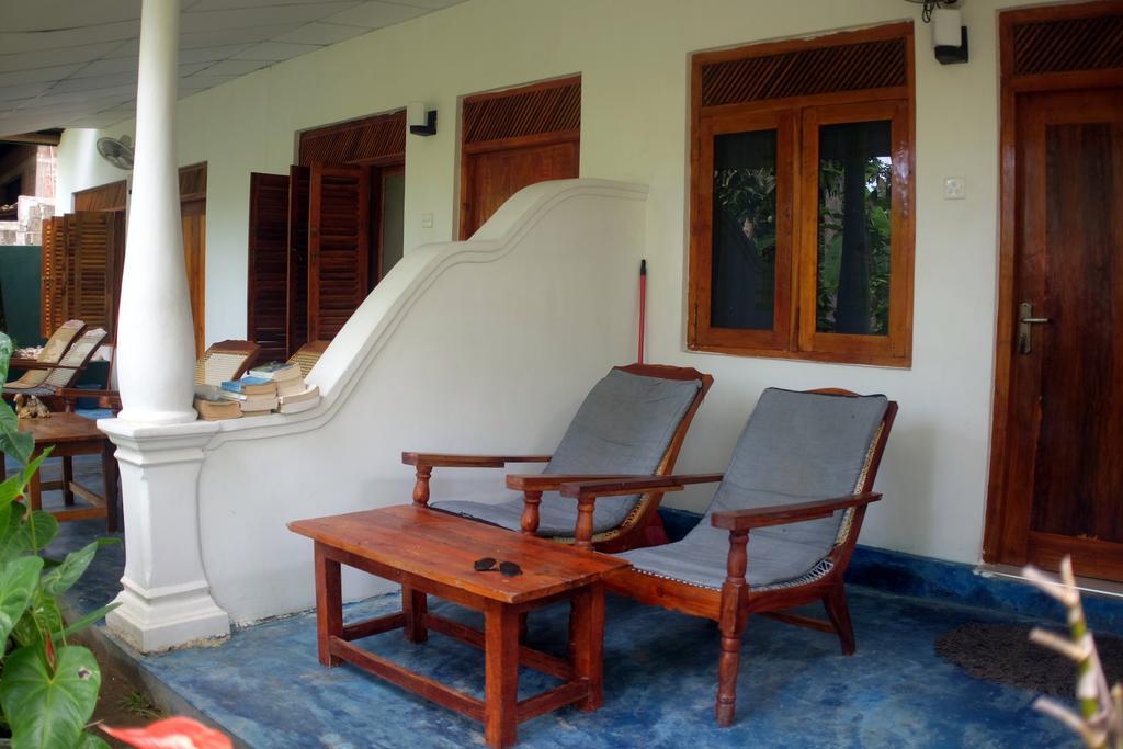 Sansala Guesthouse & Restaurant Tangalle Bagian luar foto